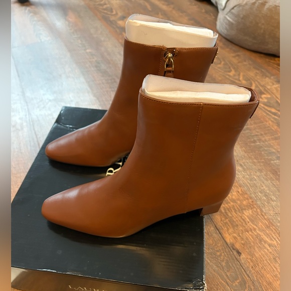 Ralph Lauren Willa Bootie - new in box - Picture 5 of 10